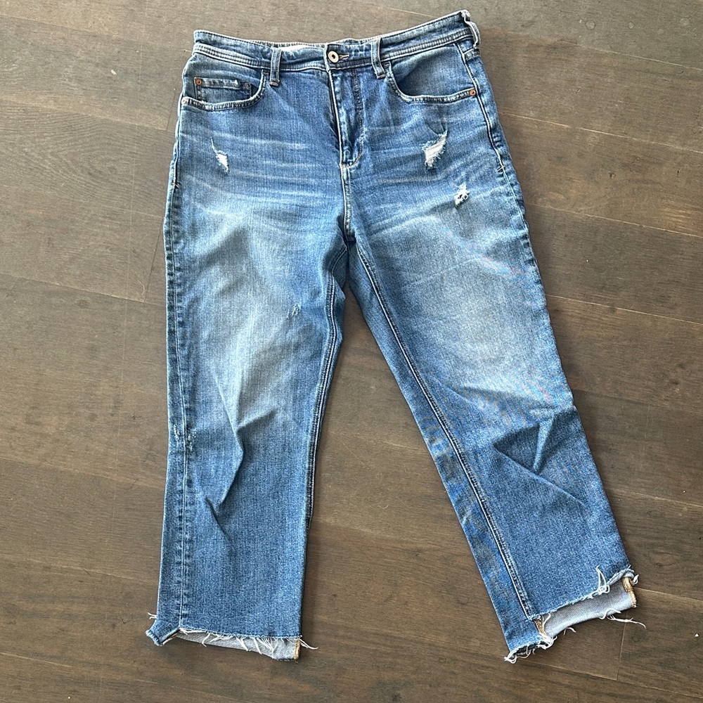 Pilcro Distressed Cropped Blue Jeans